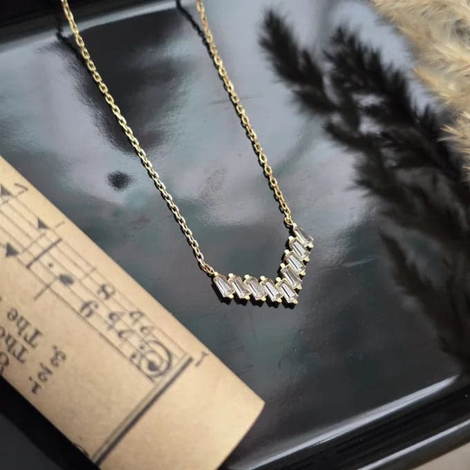 Collier Baguette-V