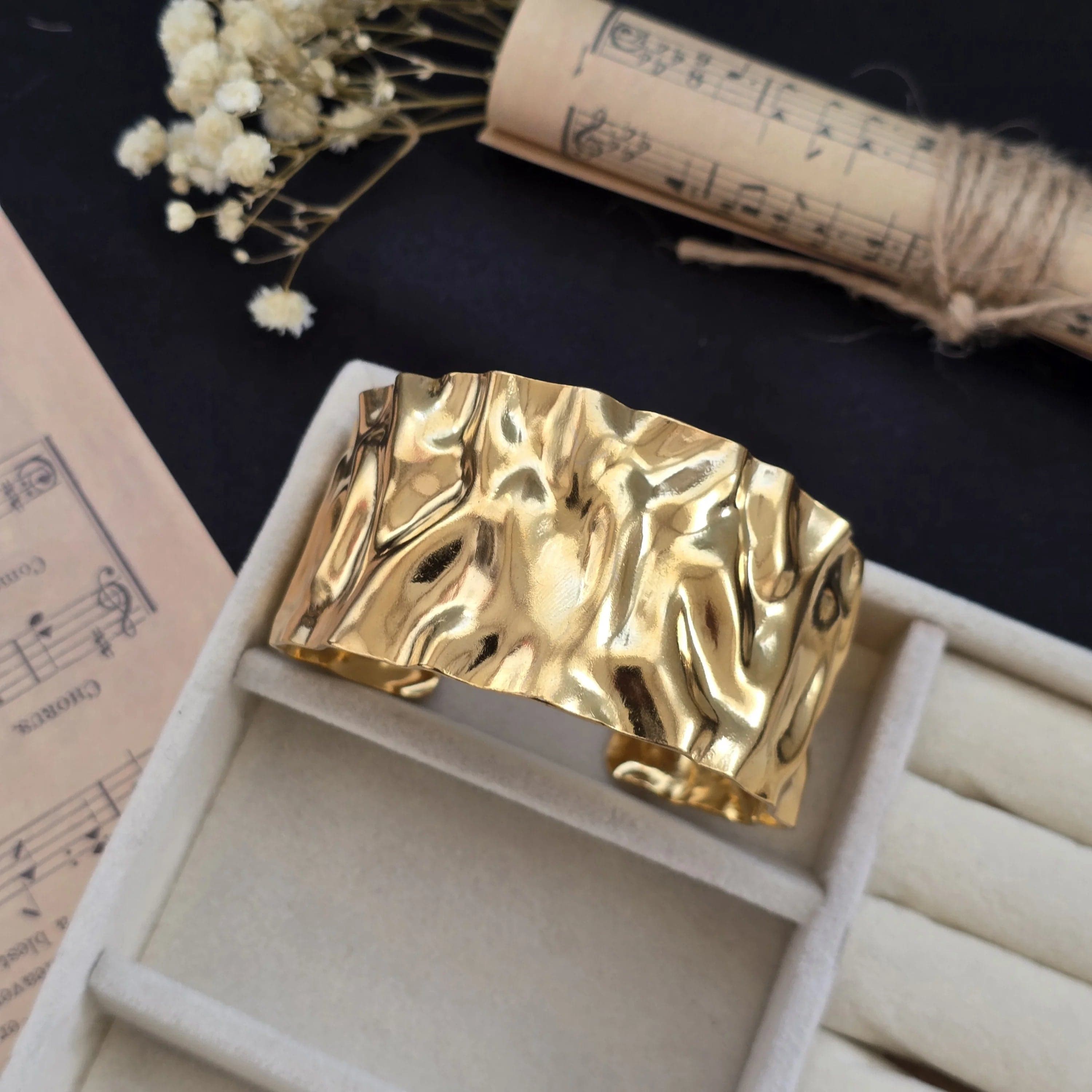 Bracelet Couronne Dorée